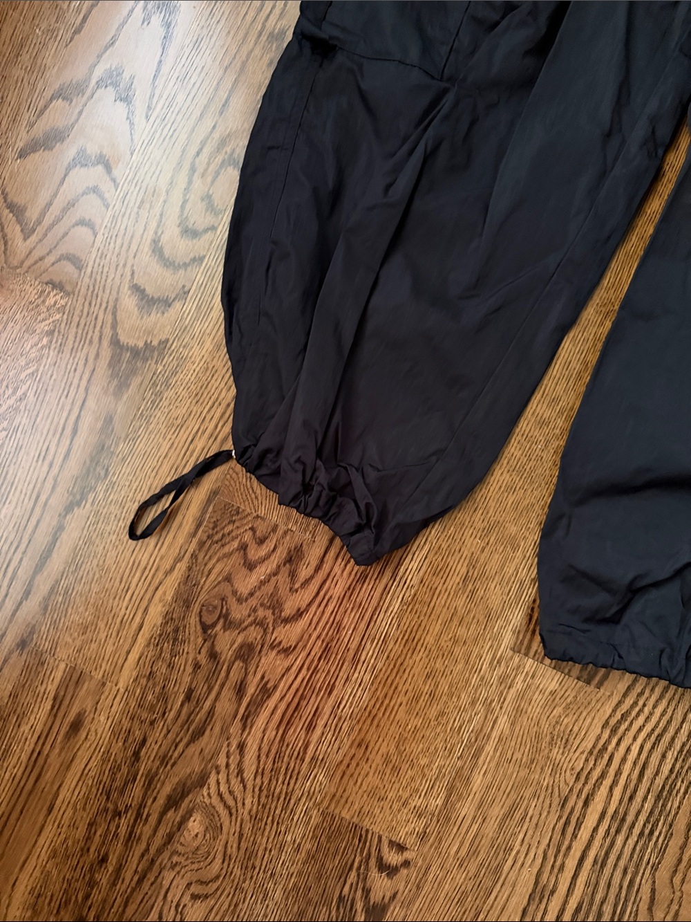 Bucket list Black Cargo Drawstring parachute jogger Pants medium - Picture 2 of 11